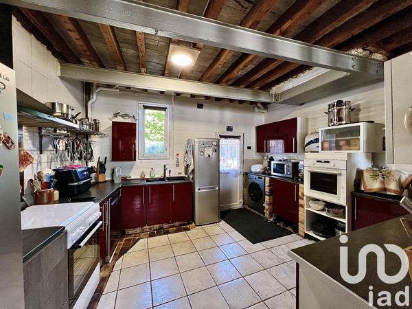 Maison 6 pièces de 160 m² à Saint-Julien-les-Villas (10800)