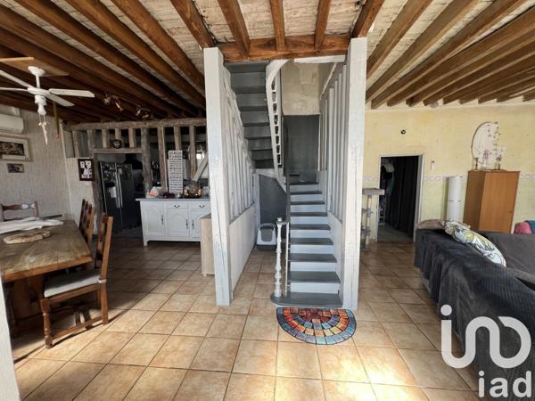 Maison 6 pièces de 160 m² à Saint-Julien-les-Villas (10800)