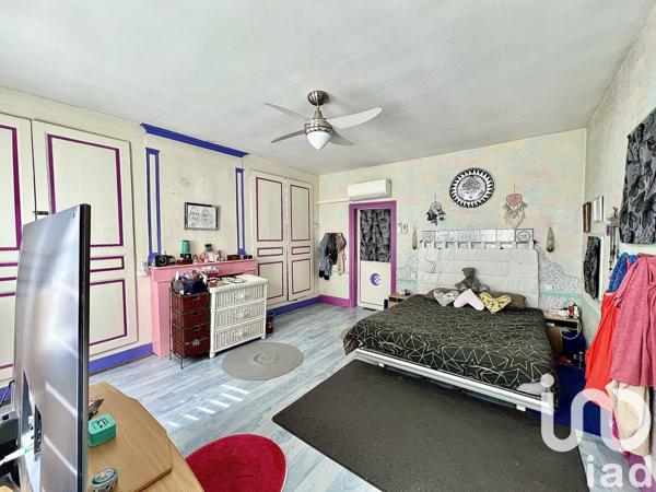 Maison 6 pièces de 160 m² à Saint-Julien-les-Villas (10800)