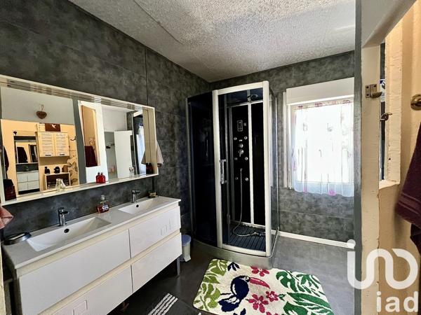 Maison 6 pièces de 160 m² à Saint-Julien-les-Villas (10800)