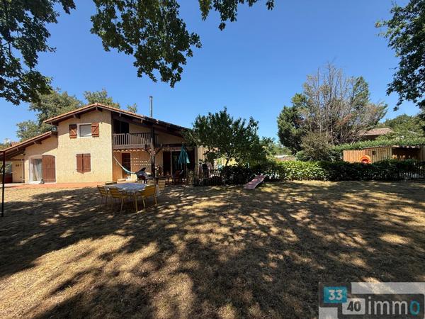 MAISON LANDAISE DE 149 M2 A SALLES