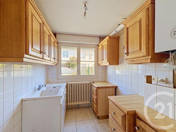 Maison à vendre  3 pièces - 60 m 2   POITIERS  - 86