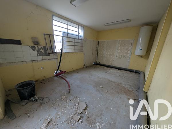 Maison à vendre 8 pièces 572 m² Sorgues