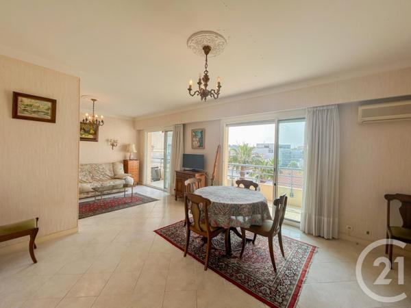 Appartement T2 à vendre  2 pièces - 64,42 m2 CAVALAIRE SUR MER - 83