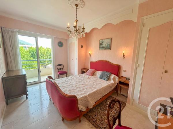 Appartement T2 à vendre  2 pièces - 64,42 m2 CAVALAIRE SUR MER - 83