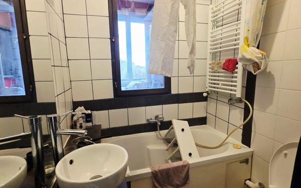 Appartement à vendre    1 pièce • 26,83 m2 Aubervilliers