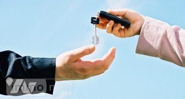 GAP prox. centre-ville - Appartement T4 de 110 m² av terrasses, cheminée - Cave - Garage possible ..