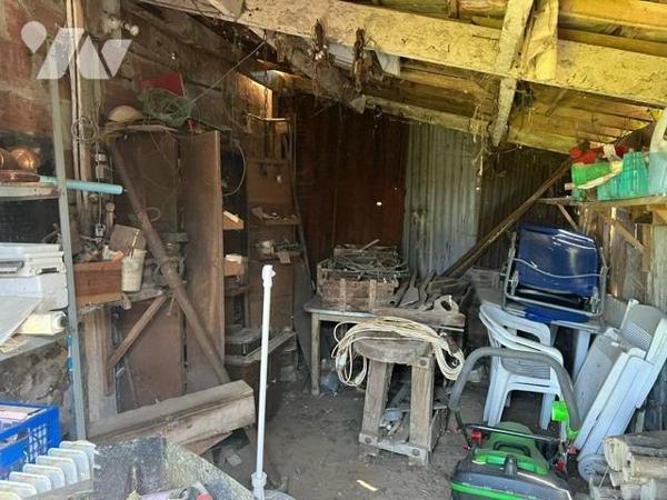 ENTRE ORBEC ET VIMOUTIERS MAISON A RENOVER