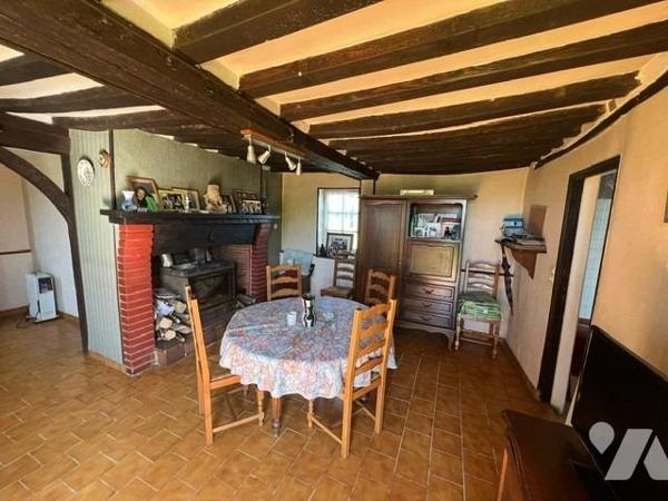 ENTRE ORBEC ET VIMOUTIERS MAISON A RENOVER