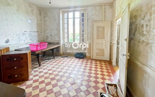 Maison à vendre    4 pièces •  Vallon-en-Sully