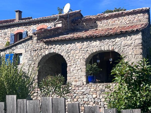 Vendu à la 1 ère Visite / mandat de recherche  : combinaison parfaite de l'estimation précise et de l' écoute attentive des acquéreurs.