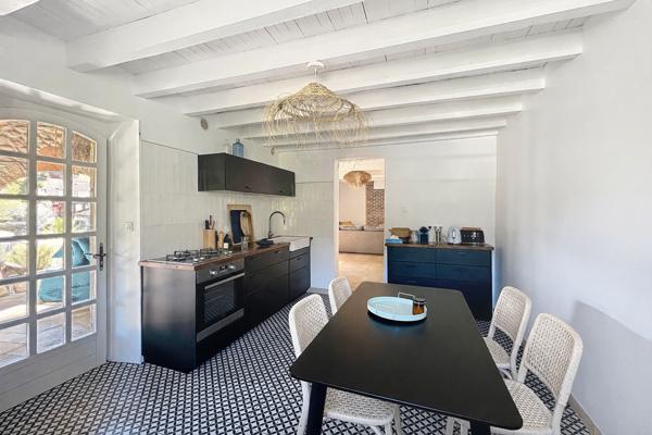 Vendu à la 1 ère Visite / mandat de recherche  : combinaison parfaite de l'estimation précise et de l' écoute attentive des acquéreurs.