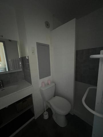 Studio meublé entre campus et centre ville