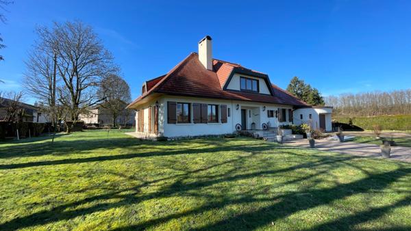 Propriété 7 pièce(s) 230 m2