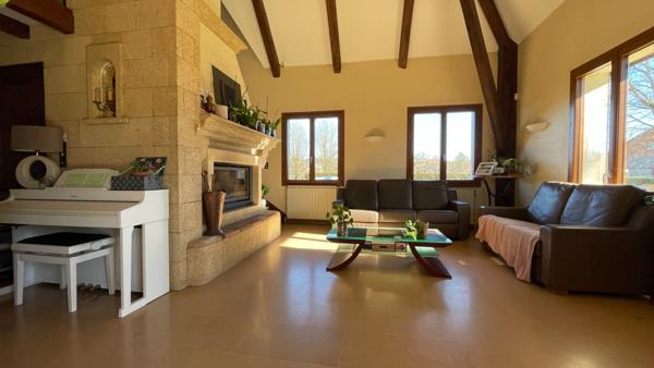 Propriété 7 pièce(s) 230 m2