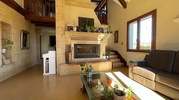 Propriété 7 pièce(s) 230 m2