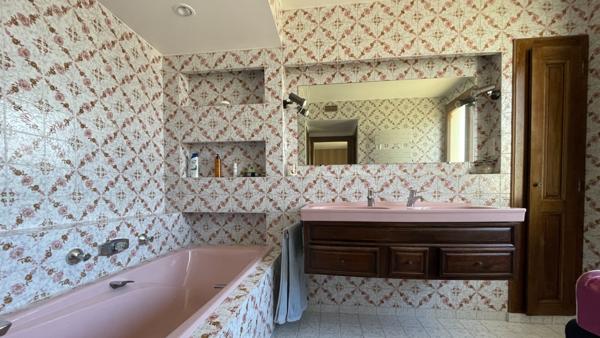 Propriété 7 pièce(s) 230 m2