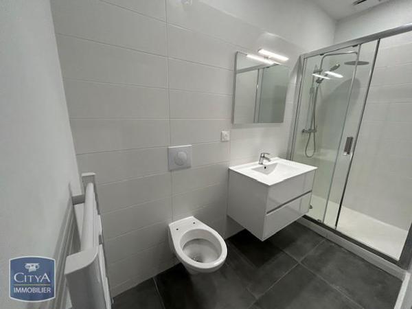 Appartement à louer 1 pièce 31.74m²