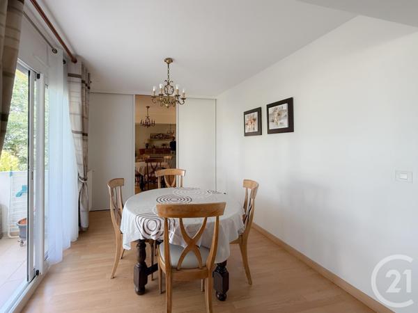 Appartement T4 à vendre  4 pièces - 81,37 m2 VANNES - 56