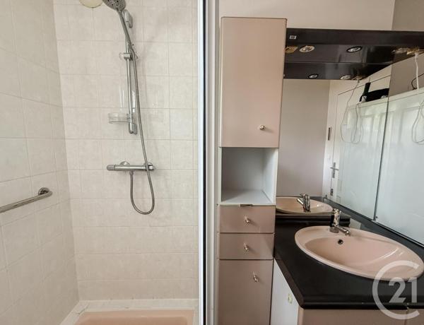 Appartement T4 à vendre  4 pièces - 81,37 m2 VANNES - 56