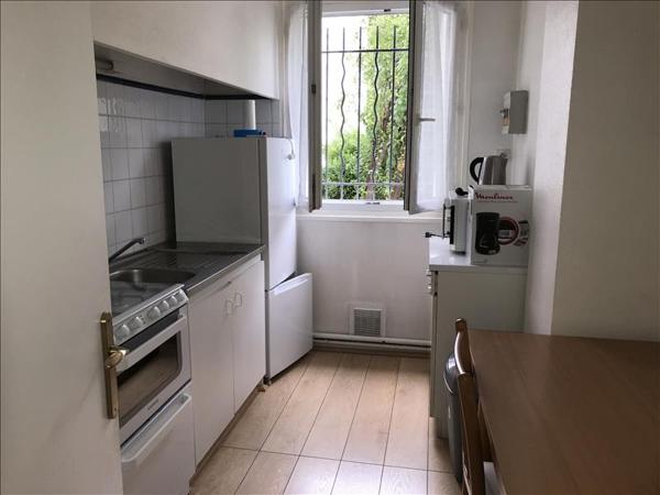Appartement à louer 810 € CC MONTPELLIER 3 p 67 m² DPE D