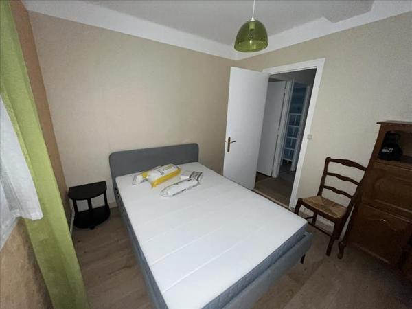 Appartement à louer 810 € CC MONTPELLIER 3 p 67 m² DPE D