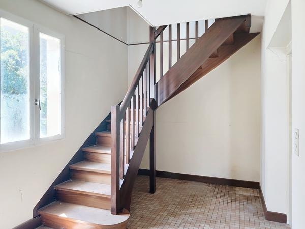 Souillac (46200) MAISON 7 PIÈCES AVEC JARDIN & LOCAL COMMERCIAL - PROXIMITÉ CENTRE DE SOUILLAC