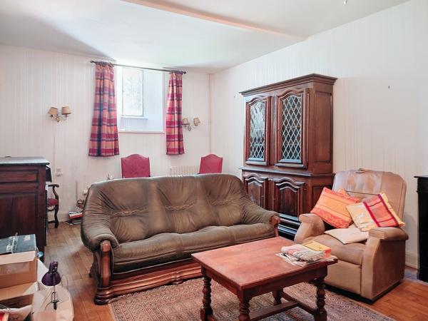 Souillac (46200) MAISON 7 PIÈCES AVEC JARDIN & LOCAL COMMERCIAL - PROXIMITÉ CENTRE DE SOUILLAC