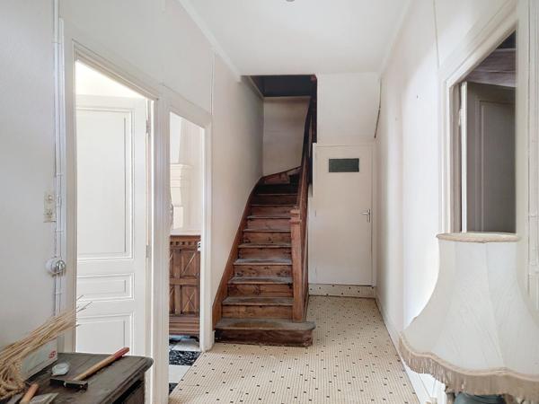 Souillac (46200) MAISON 7 PIÈCES AVEC JARDIN & LOCAL COMMERCIAL - PROXIMITÉ CENTRE DE SOUILLAC