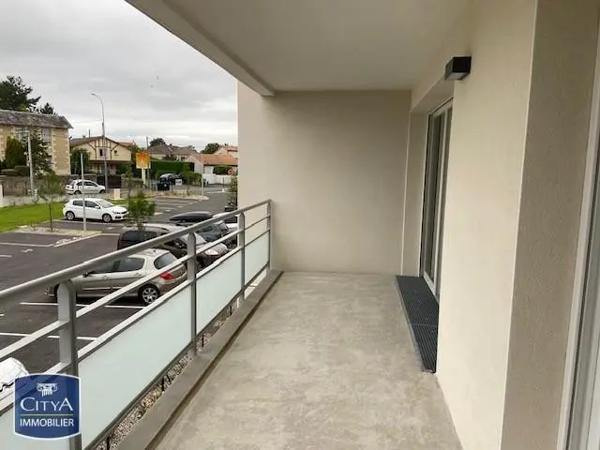 Appartement à louer 4 pièces 81.4m² Saint-Benoît (86280)