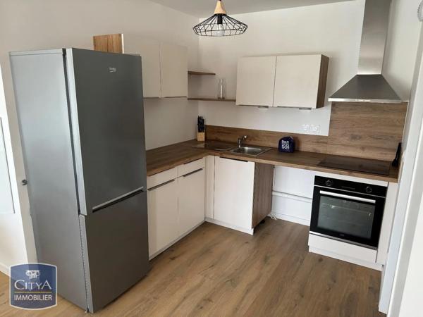 Appartement à louer 4 pièces 81.4m² Saint-Benoît (86280)