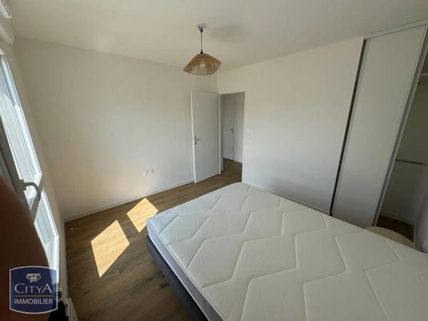 Appartement à louer 4 pièces 81.4m² Saint-Benoît (86280)