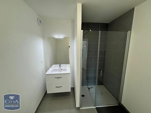 Appartement à louer 4 pièces 81.4m² Saint-Benoît (86280)