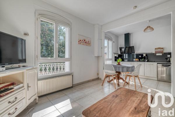 Maison 4 pièces de 70 m² à Condé-Sainte-Libiaire (77450)