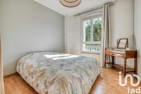 Maison 4 pièces de 70 m² à Condé-Sainte-Libiaire (77450)