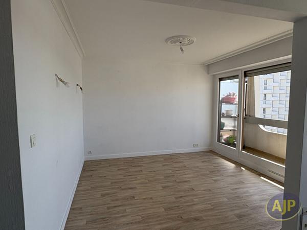 Location appartement Rennes : 953 € - AJP Immobilier Rennes Nord