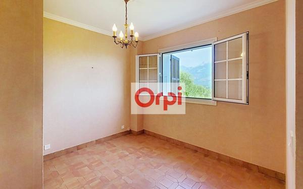 Maison à vendre    4 pièces • 90 m2 Sotta