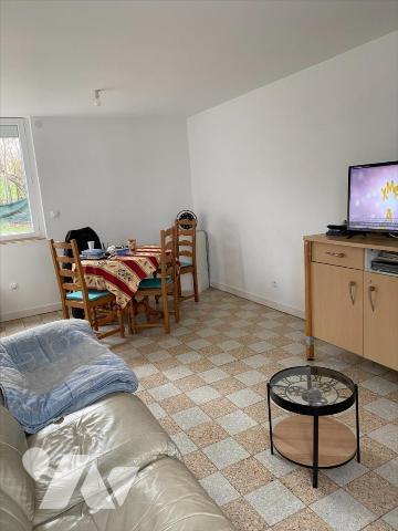 SAINTE-GAUBURGE-SAINTE-COLOMBE - Maison de 2 logements