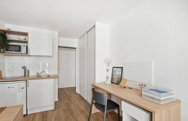 INVESTISSEMENT LOCATIF – COURBEVOIE – Résidence Étudiante Studéa Grande Arche - 5,17 % de rentabilité