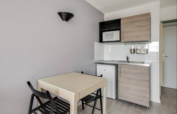 INVESTISSEMENT LOCATIF – COURBEVOIE – Résidence Étudiante Studéa Grande Arche - 5,17 % de rentabilité