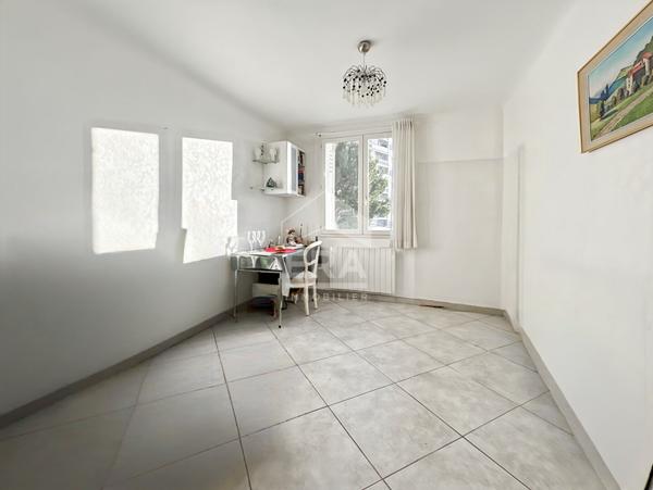 Appartement Type 2/3 50 m2 Chutes lavie 13004 Marseille