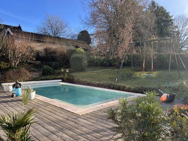 MONTCEAU MAISON 5 CHAMBRES - PISCINE