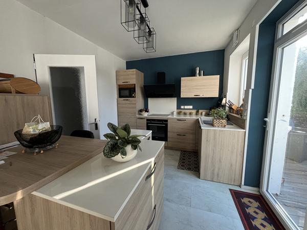 MONTCEAU MAISON 5 CHAMBRES - PISCINE