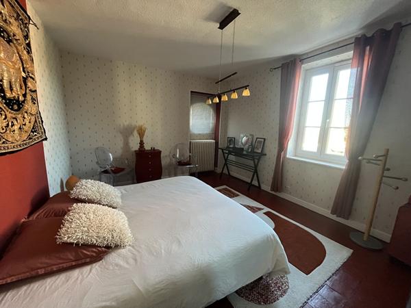 MONTCEAU MAISON 5 CHAMBRES - PISCINE