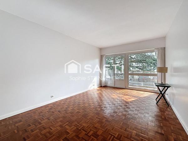 3 pièces 69 m² balcon 10 min RER A à pied