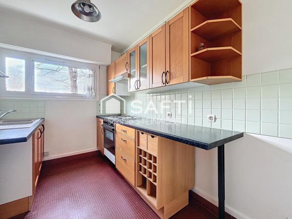 3 pièces 69 m² balcon 10 min RER A à pied