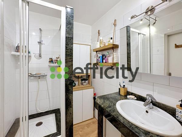 Appartement
         3 pièces
        - 68 m² Exclusivité 349 000 € *