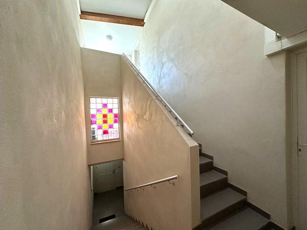 Alzonne centre - Appartement T3 bis 78 m² à louer avec mezzanine et deux chambres