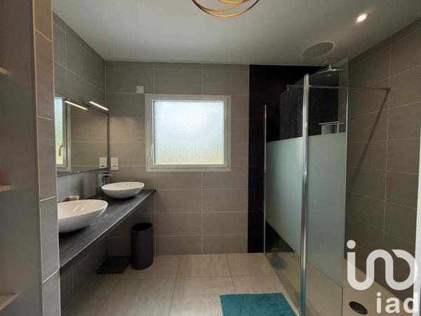 Maison à vendre 6 pièces 162 m² Bains-sur-Oust