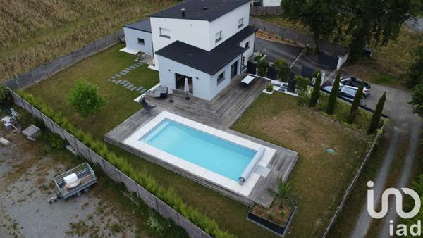 Maison à vendre 6 pièces 162 m² Bains-sur-Oust